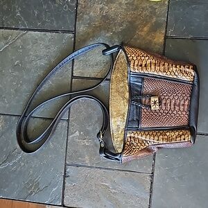 D'Onofrio Leather Small Shoulder Bag - excellent condition